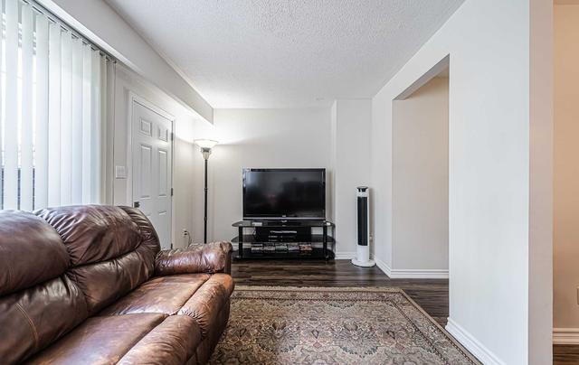 9 - 9 The Carriage Way, Townhouse with 4 bedrooms, 3 bathrooms and 1 parking in Markham ON | Image 3