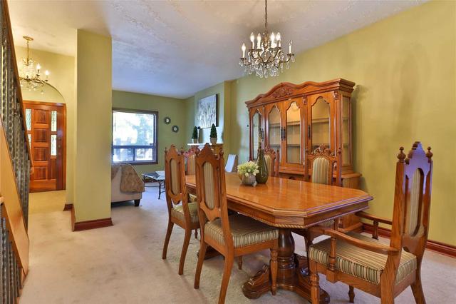 30 Seymour Ave, House semidetached with 3 bedrooms, 2 bathrooms and 1 parking in Toronto ON | Image 5