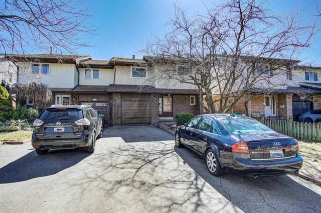 4192 Taffey Cres, House semidetached with 4 bedrooms, 4 bathrooms and 3 parking in Mississauga ON | Image 2