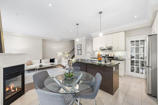 45 Bloorview Pl, Townhouse with 4 bedrooms, 4 bathrooms and 4 parking in Toronto ON | Image 7
