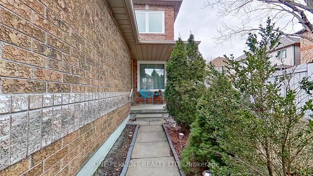 140 Waller St, House semidetached with 2 bedrooms, 2 bathrooms and 3 parking in Whitby ON | Image 25