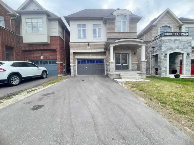 17 Foxberry Rd, House detached with 4 bedrooms, 4 bathrooms and 3 parking in East Gwillimbury ON | Image 1