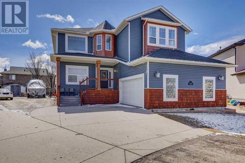 234 Canoe Square Sw, House detached with 6 bedrooms, 4 bathrooms and 6 parking in Airdrie AB | Card Image