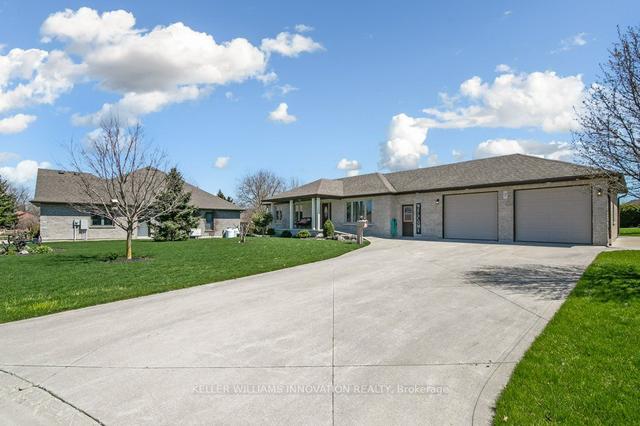 7 Jolene Crt, House detached with 2 bedrooms, 2 bathrooms and 8 parking in Perth East ON | Image 12