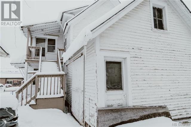 354 Main Street, House detached with 4 bedrooms, 2 bathrooms and null parking in Hartland NB | Image 6