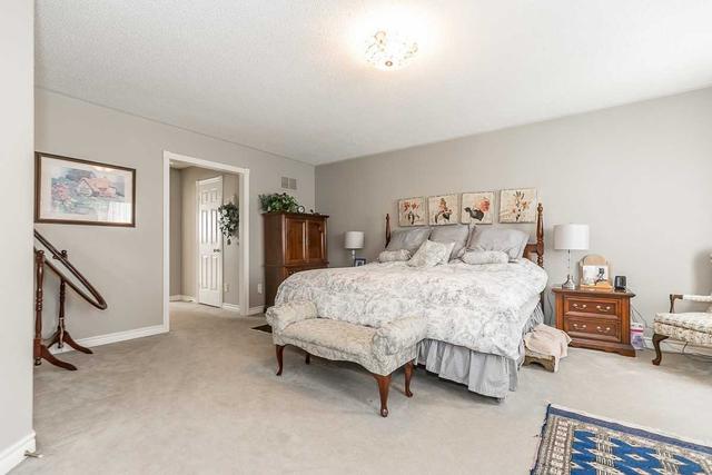 863 Filiberto Pl, House detached with 4 bedrooms, 4 bathrooms and 6 parking in Newmarket ON | Image 28