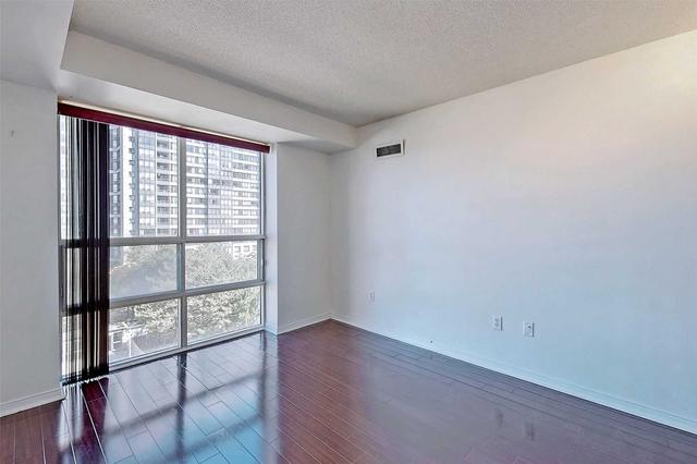 603 - 1 Pemberton Ave, Condo with 1 bedrooms, 1 bathrooms and 1 parking in Toronto ON | Image 8