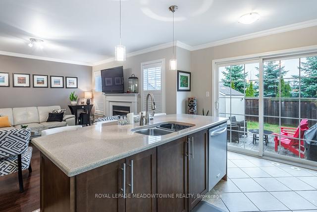 726 Hepburn Rd, House semidetached with 3 bedrooms, 3 bathrooms and 3 parking in Milton ON | Image 5