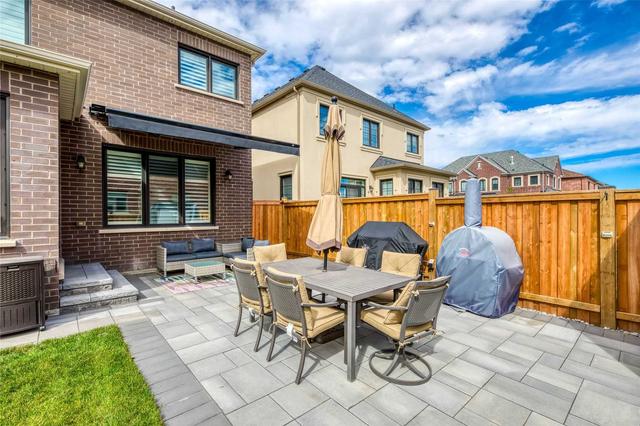 33 Ferdinand Dr, House detached with 5 bedrooms, 5 bathrooms and 6 parking in Brampton ON | Image 32
