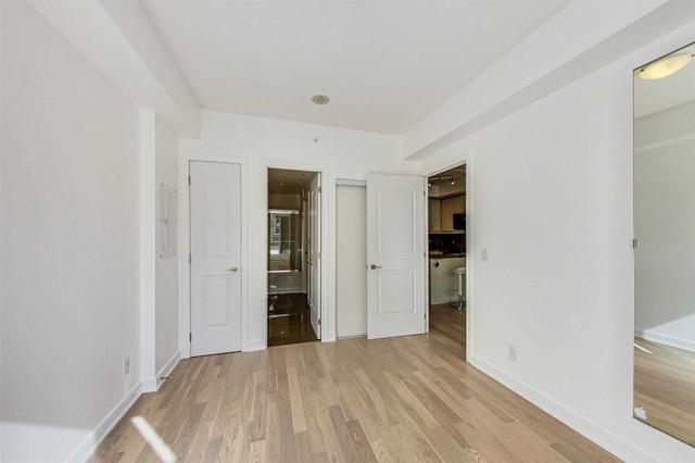 706 - 9201 Yonge St, Condo with 1 bedrooms, 1 bathrooms and 1 parking in Richmond Hill ON | Image 6