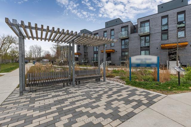 10 - 15 Brin Dr, Townhouse with 3 bedrooms, 2 bathrooms and 1 parking in Toronto ON | Image 29