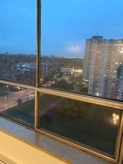 1708 - 340 Dixon Rd, Condo with 2 bedrooms, 1 bathrooms and 1 parking in Toronto ON | Image 2
