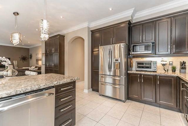 82 Valle Ave, House detached with 4 bedrooms, 5 bathrooms and 4 parking in Vaughan ON | Image 8