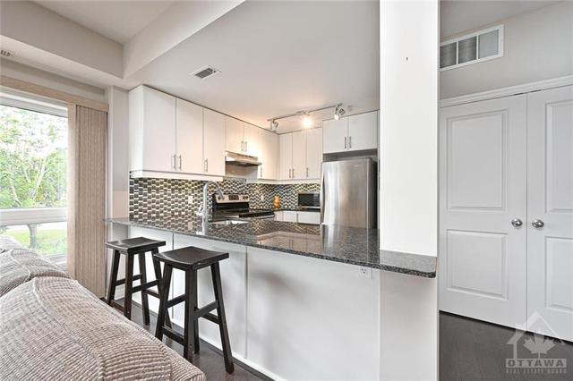203 - 225 Winterfell Private, Condo with 2 bedrooms, 2 bathrooms and 1 parking in Ottawa ON | Image 14