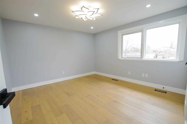 4254 Bloor St W, House detached with 4 bedrooms, 3 bathrooms and 7 parking in Toronto ON | Image 22
