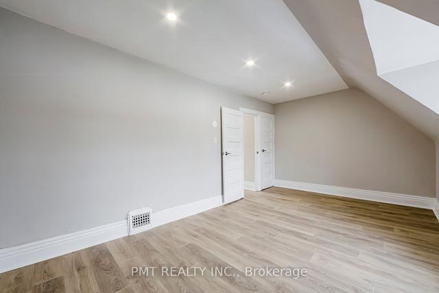 upper - 25 Sandford Ave, House semidetached with 2 bedrooms, 1 bathrooms and 0 parking in Toronto ON | Image 8