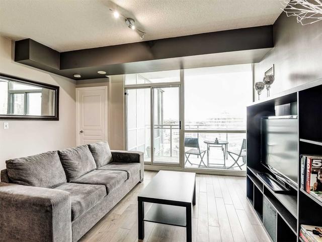 1002 - 220 Burnhamthorpe Rd W, Condo with 2 bedrooms, 2 bathrooms and 1 parking in Mississauga ON | Image 20