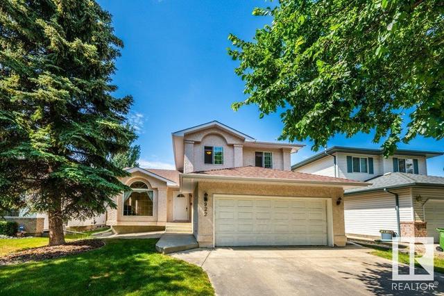 922 Burrows Cr Nw, House detached with 6 bedrooms, 3 bathrooms and null parking in Edmonton AB | Card Image