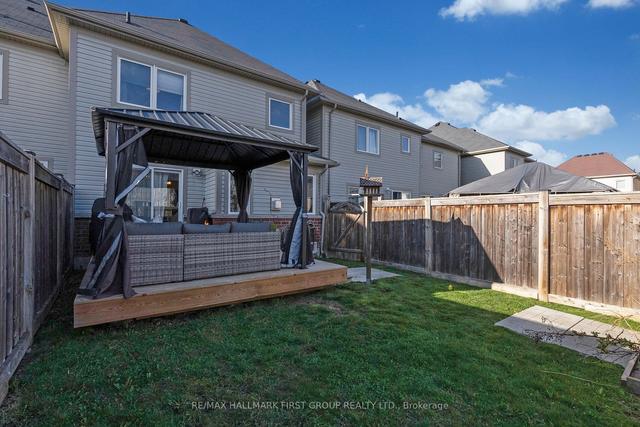 108 Richard Davies Cres, House attached with 3 bedrooms, 3 bathrooms and 3 parking in Clarington ON | Image 21