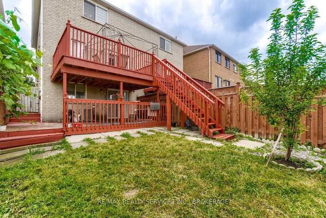 73 Tiller Tr, House semidetached with 3 bedrooms, 3 bathrooms and 3 parking in Brampton ON | Image 31