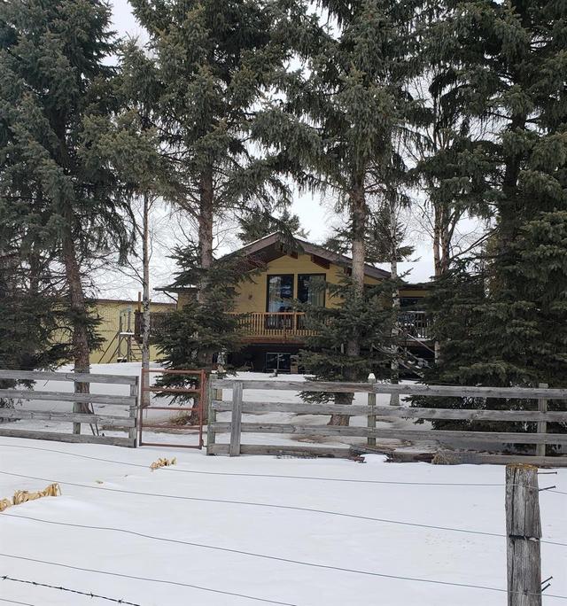 37528 Range Road 285, House detached with 4 bedrooms, 2 bathrooms and 4 parking in Red Deer County AB | Image 2
