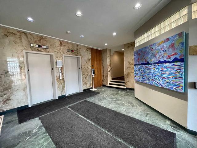 1201 - 580 Christie St, Condo with 2 bedrooms, 1 bathrooms and 1 parking in Toronto ON | Image 21