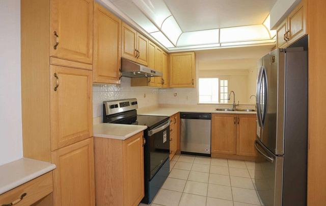 1701 - 228 Bonis Ave, Condo with 2 bedrooms, 2 bathrooms and 1 parking in Toronto ON | Image 2