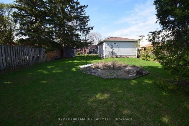 23 Norcross Rd, House detached with 2 bedrooms, 2 bathrooms and 8 parking in Toronto ON | Image 10