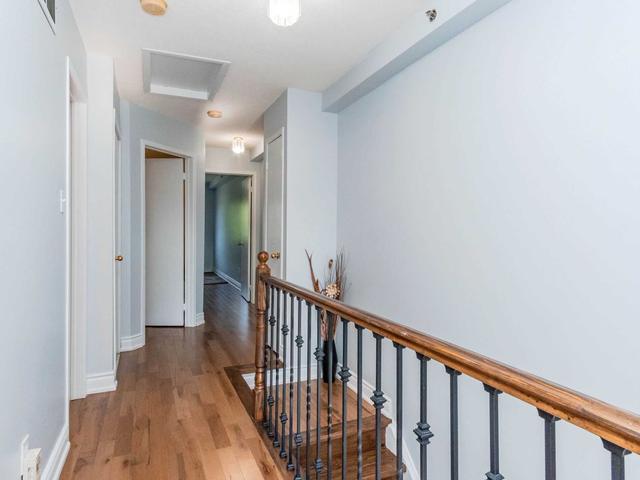 30 - 593 Kennedy Rd, Townhouse with 3 bedrooms, 2 bathrooms and 1 parking in Toronto ON | Image 11