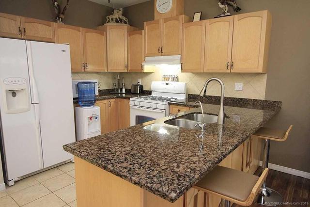 48 Manitoulin Tr, Townhouse with 2 bedrooms, 2 bathrooms and 1 parking in Hamilton ON | Image 13