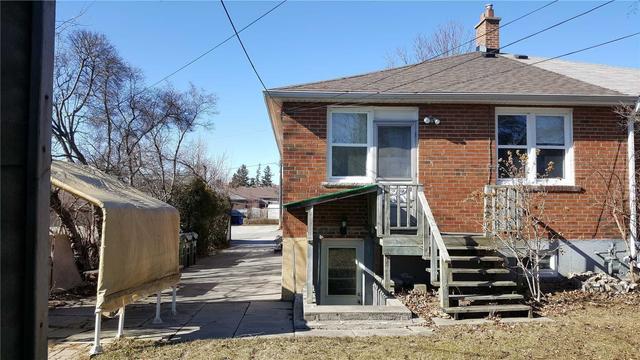 9 Rambler Pl, House semidetached with 3 bedrooms, 2 bathrooms and 5 parking in Toronto ON | Image 11