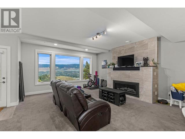 579 Selkirk Court, House detached with 4 bedrooms, 2 bathrooms and 4 parking in Kelowna BC | Image 26
