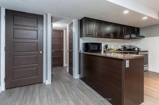 9 - 1430 Highbury Ave, Condo with 4 bedrooms, 3 bathrooms and 4 parking in London ON | Image 15
