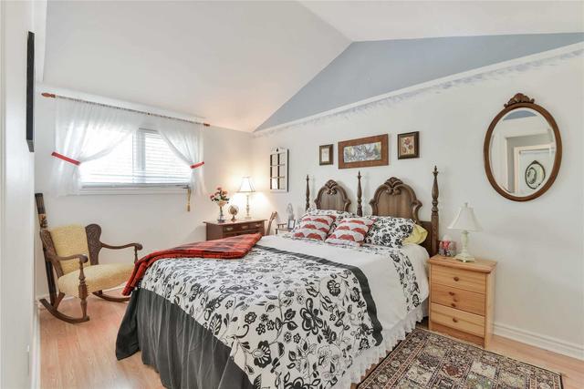 15 Cambridge Ave, House detached with 3 bedrooms, 2 bathrooms and 3 parking in Orangeville ON | Image 18
