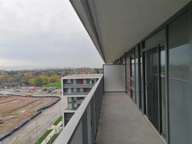 1014 - 120 Varna Dr, Condo with 2 bedrooms, 2 bathrooms and 1 parking in Toronto ON | Image 5