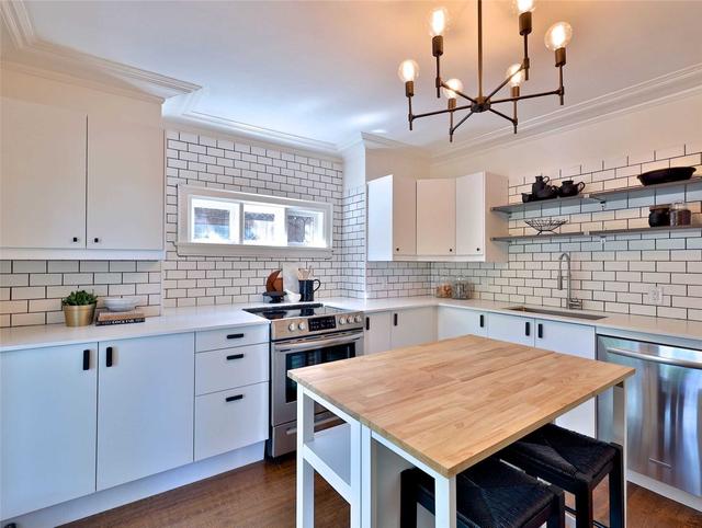 342 St Clair Ave E, House detached with 6 bedrooms, 5 bathrooms and 4 parking in Toronto ON | Image 14