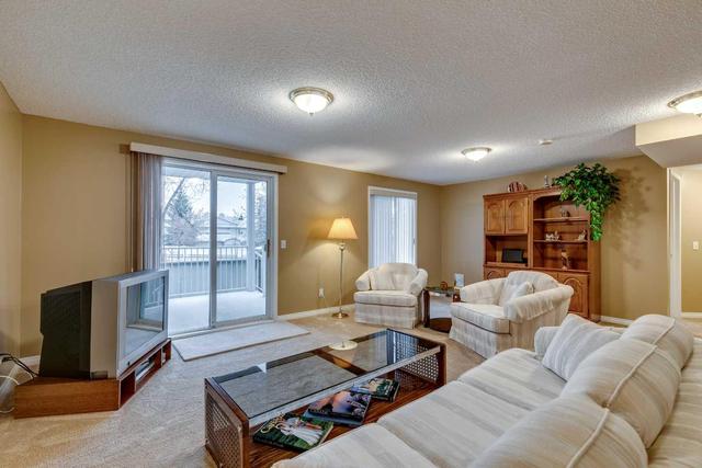 133 Sienna Park Green Sw, Home with 3 bedrooms, 2 bathrooms and 4 parking in Calgary AB | Image 24