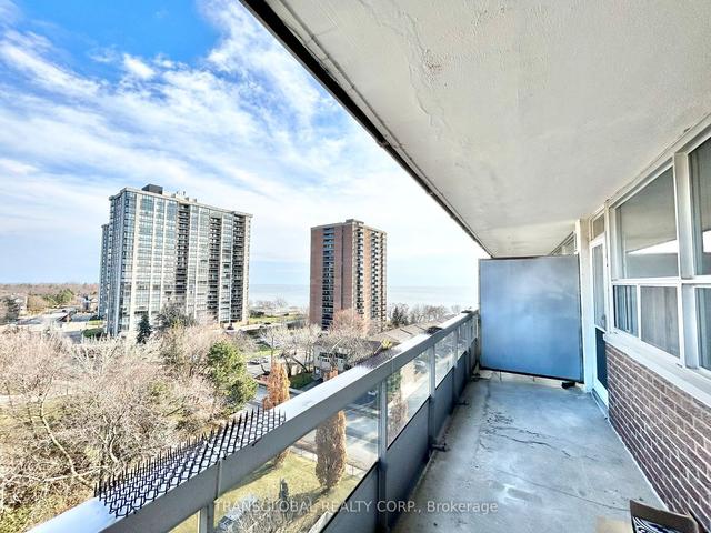 904 - 2263 Marine Dr, Condo with 2 bedrooms, 1 bathrooms and 1 parking in Oakville ON | Image 8