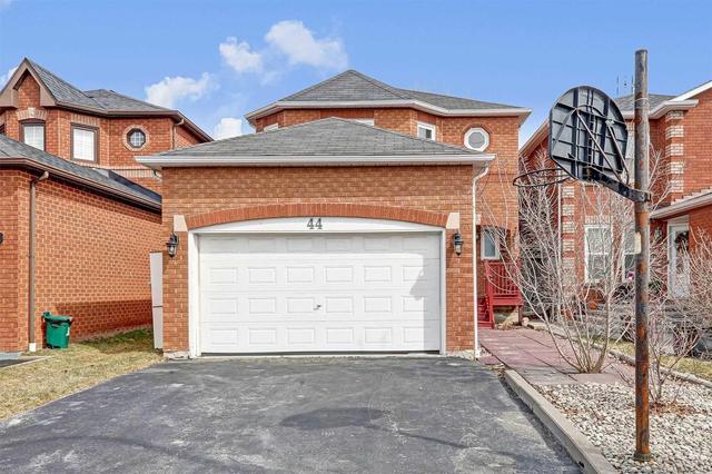 44 Fieldnest Cres, House detached with 3 bedrooms, 4 bathrooms and 2 parking in Whitby ON | Image 1