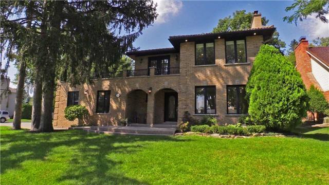 3223 Shoreline Dr, House detached with 4 bedrooms, 4 bathrooms and 6 parking in Oakville ON | Image 1