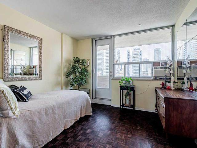 1111 - 40 Homewood Ave, Condo with 0 bedrooms, 1 bathrooms and 0 parking in Toronto ON | Image 24