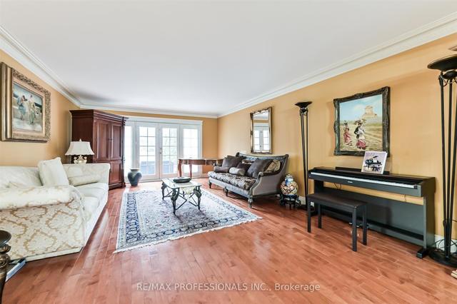 55 Pheasant Lane, House detached with 5 bedrooms, 6 bathrooms and 6 parking in Toronto ON | Image 4