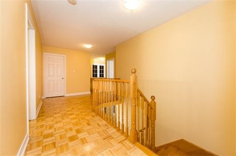 16 Mauve Dr, House detached with 4 bedrooms, 3 bathrooms and 4 parking in Brampton ON | Image 7