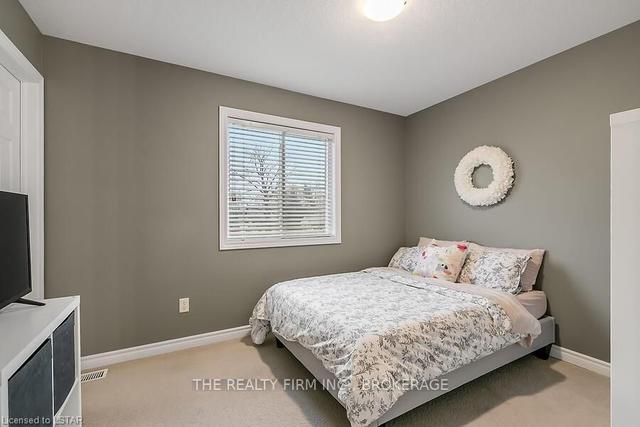 474 Bronco Cres, House attached with 3 bedrooms, 3 bathrooms and 3 parking in Waterloo ON | Image 11