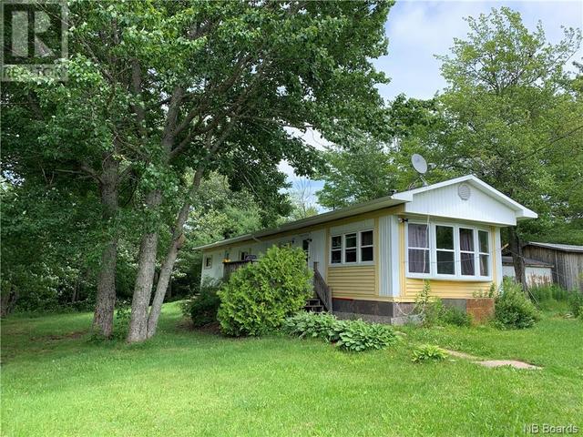 119 Queens Ridge Road, House detached with 2 bedrooms, 1 bathrooms and null parking in Petersville NB | Image 19