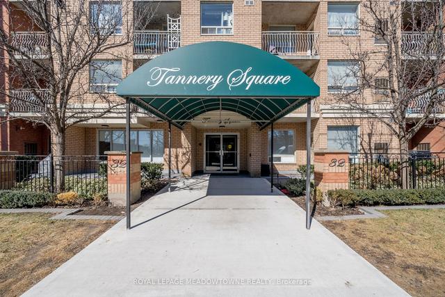 506 - 32 Tannery St, Condo with 2 bedrooms, 2 bathrooms and 2 parking in Mississauga ON | Image 23