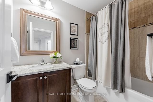 61 Long Branch Ave, House semidetached with 3 bedrooms, 4 bathrooms and 3 parking in Toronto ON | Image 10