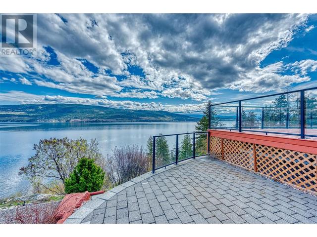 1 - 6919 Barcelona Drive, House detached with 3 bedrooms, 2 bathrooms and 3 parking in Central Okanagan West BC | Image 34