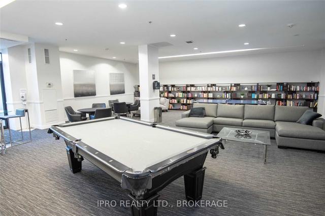 809 - 2900 Highway 7 Rd, Condo with 2 bedrooms, 2 bathrooms and 1 parking in Vaughan ON | Image 9