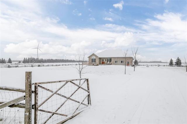 097427 4th Line, House detached with 5 bedrooms, 3 bathrooms and 14 parking in Melancthon ON | Image 2